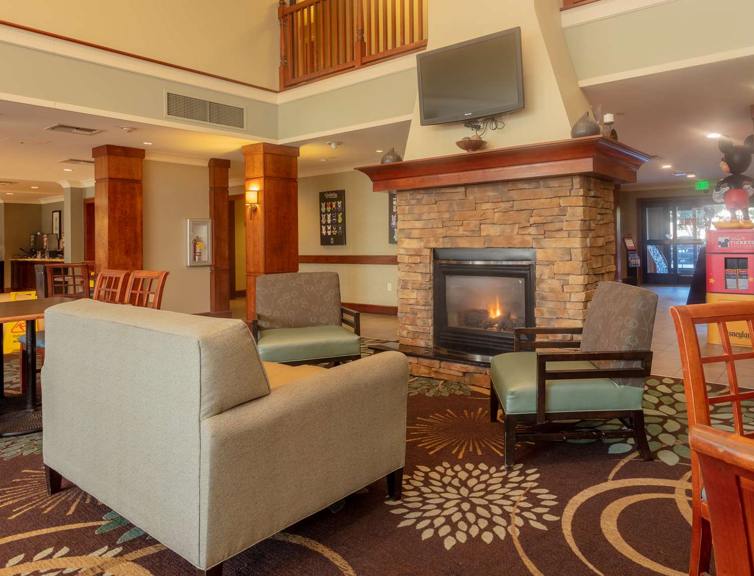 Sonesta ES Suites Anaheim Resort Area 13/23