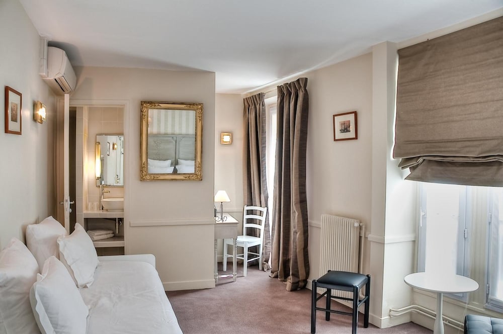 HOTEL DE LA MOTTE PICQUET 27/56
