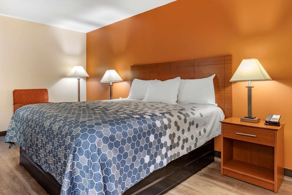 Econo Lodge Saint Stephen 17/37