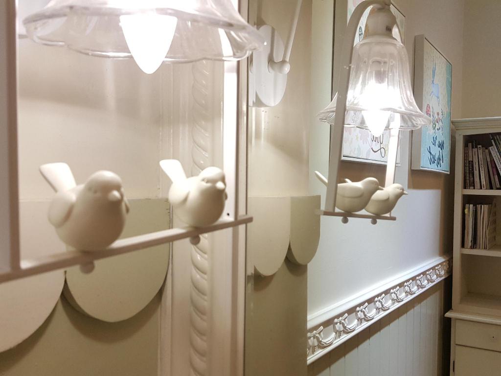 Mini, Single, Single Bed, Shared Bathroom