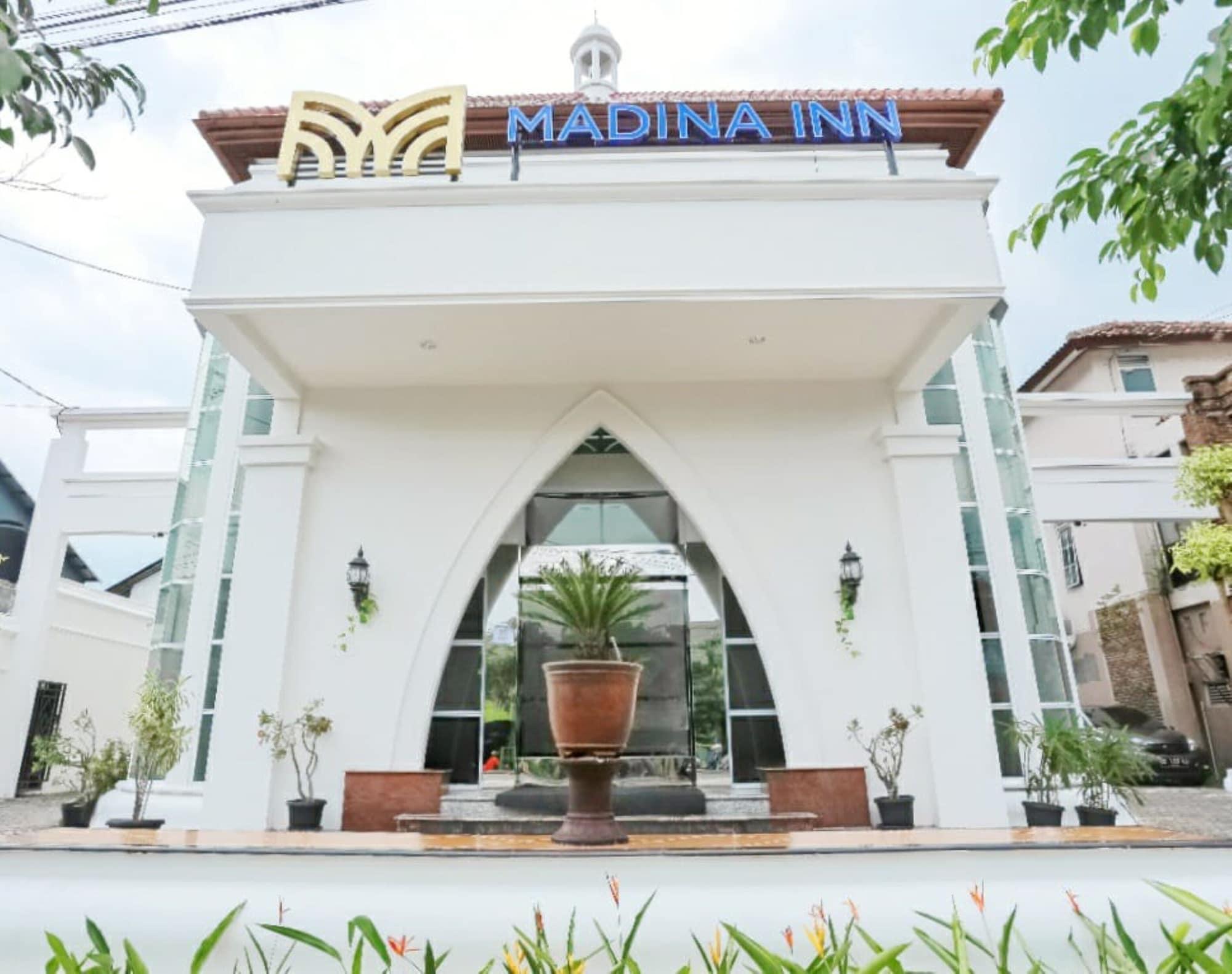 Madina Inn by ZUZU 3/43