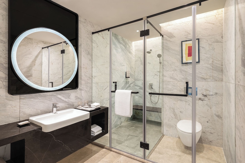Fairfield by Marriott Mumbai International Airport 46/48