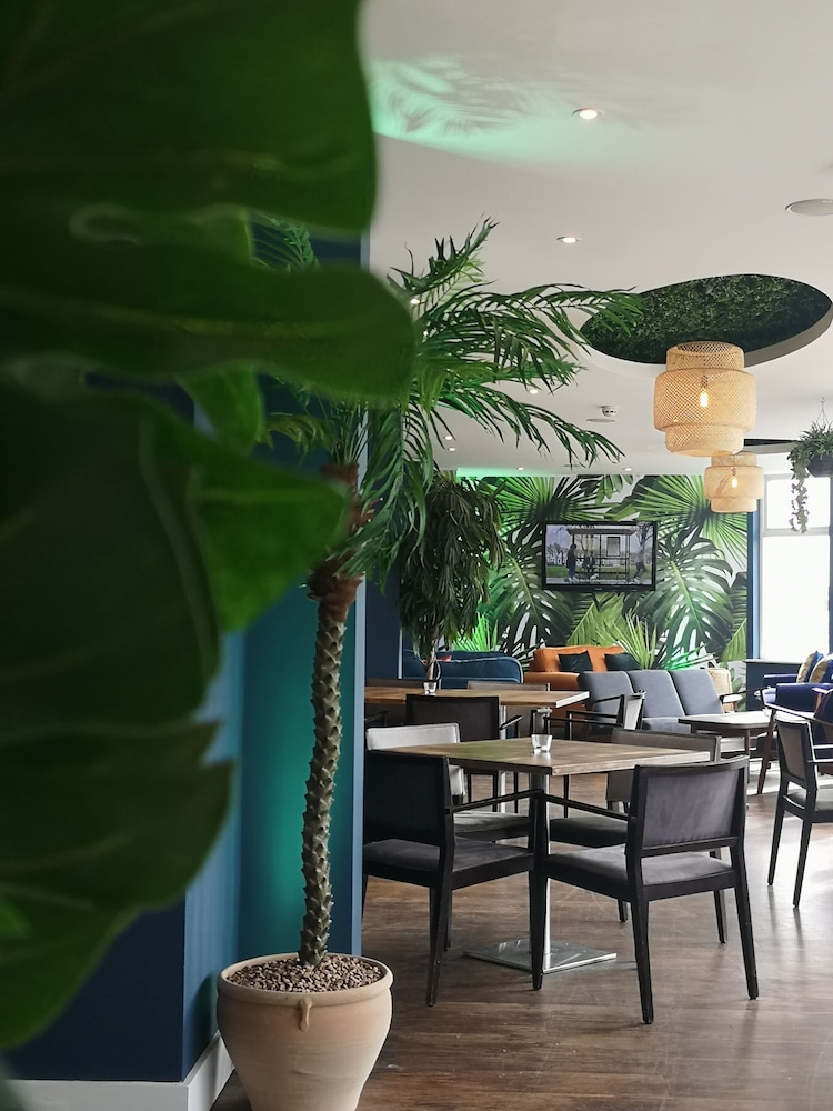 Carnmarth Hotel 34/50