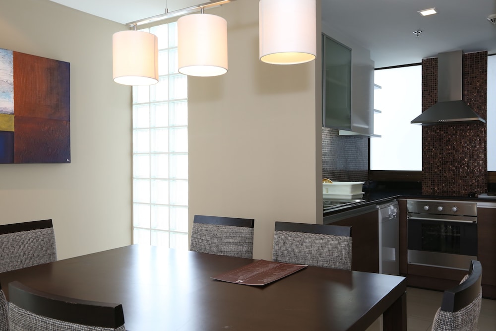 Bangna Pride Hotel & Residence 26/44