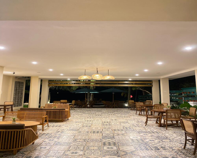 KEMALA BEACH RESORT HOTEL BALIKPAPAN 4/11