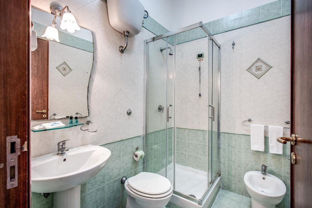 Garibaldi Suite 63/71
