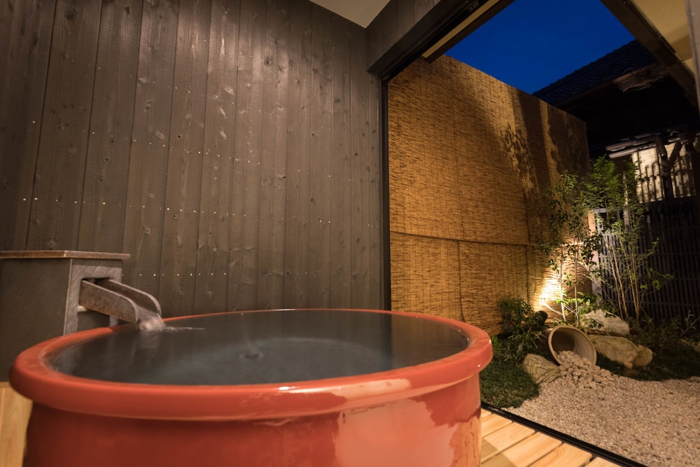 Kiraku Kyoto Higashiyama (ex Nazuna Kyoto Higashiyama-Tei ~Warmth&Functional~) 10/21