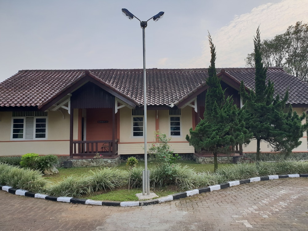 Cisarua Indah Cottage 3/42
