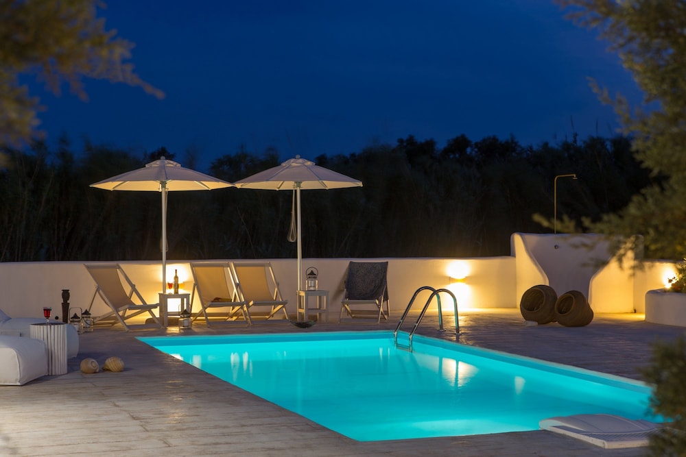 Naxian Lounge Villas 42/50