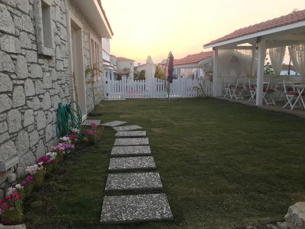 Alacati Alaris Otel 30/39