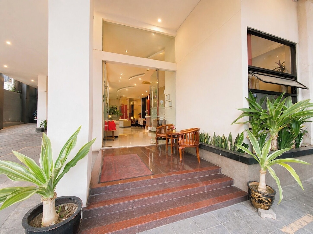 Scarlet Kebon Kawung Hotel 58/71