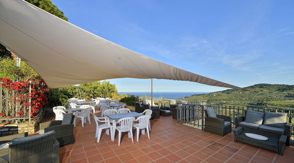 Hotel Liliana Diano Marina 32/50