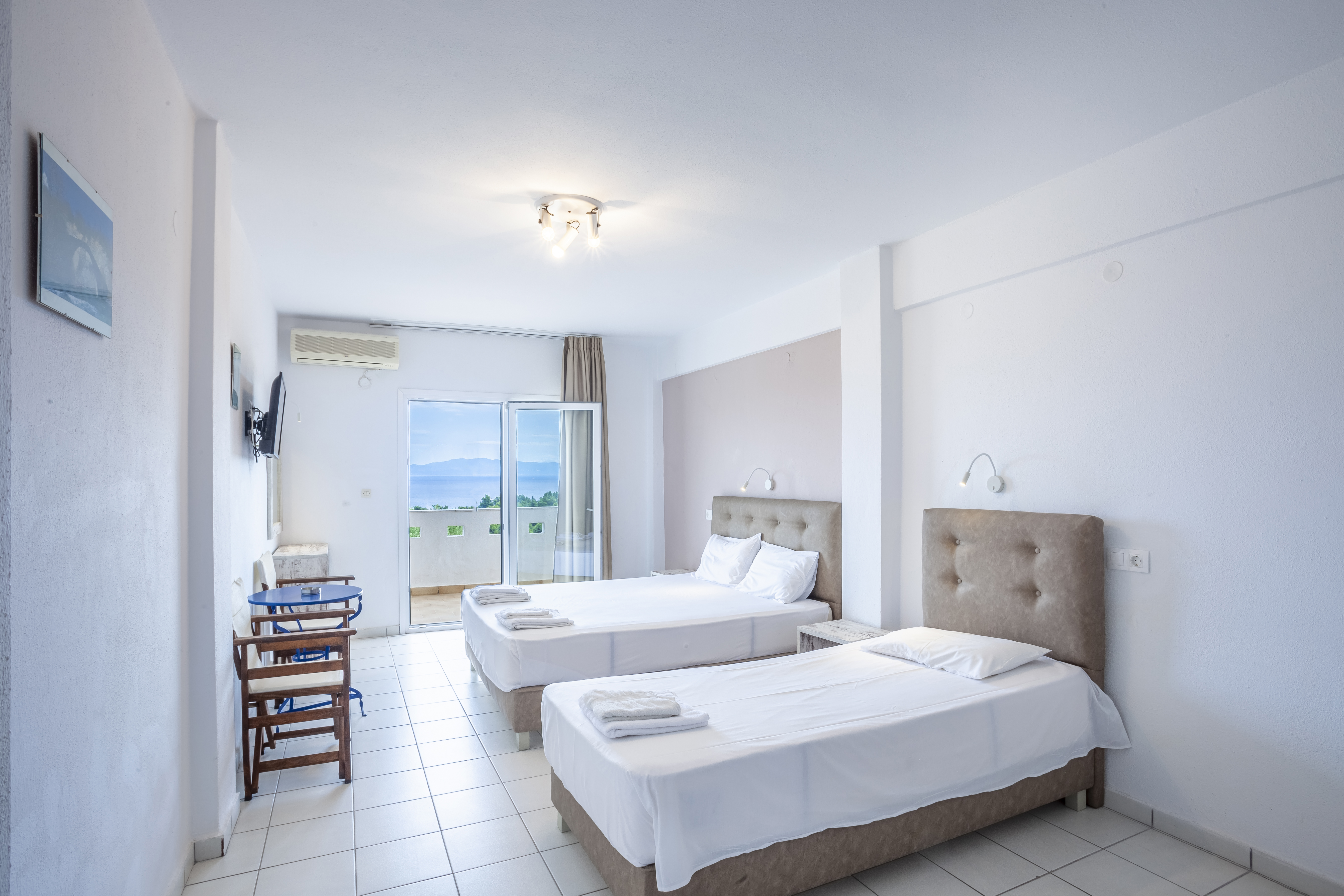 Skentos Hotel 11/29