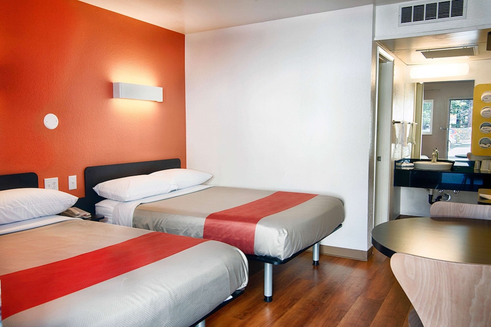 Motel6 Mammoth Lakes, CA 28/55