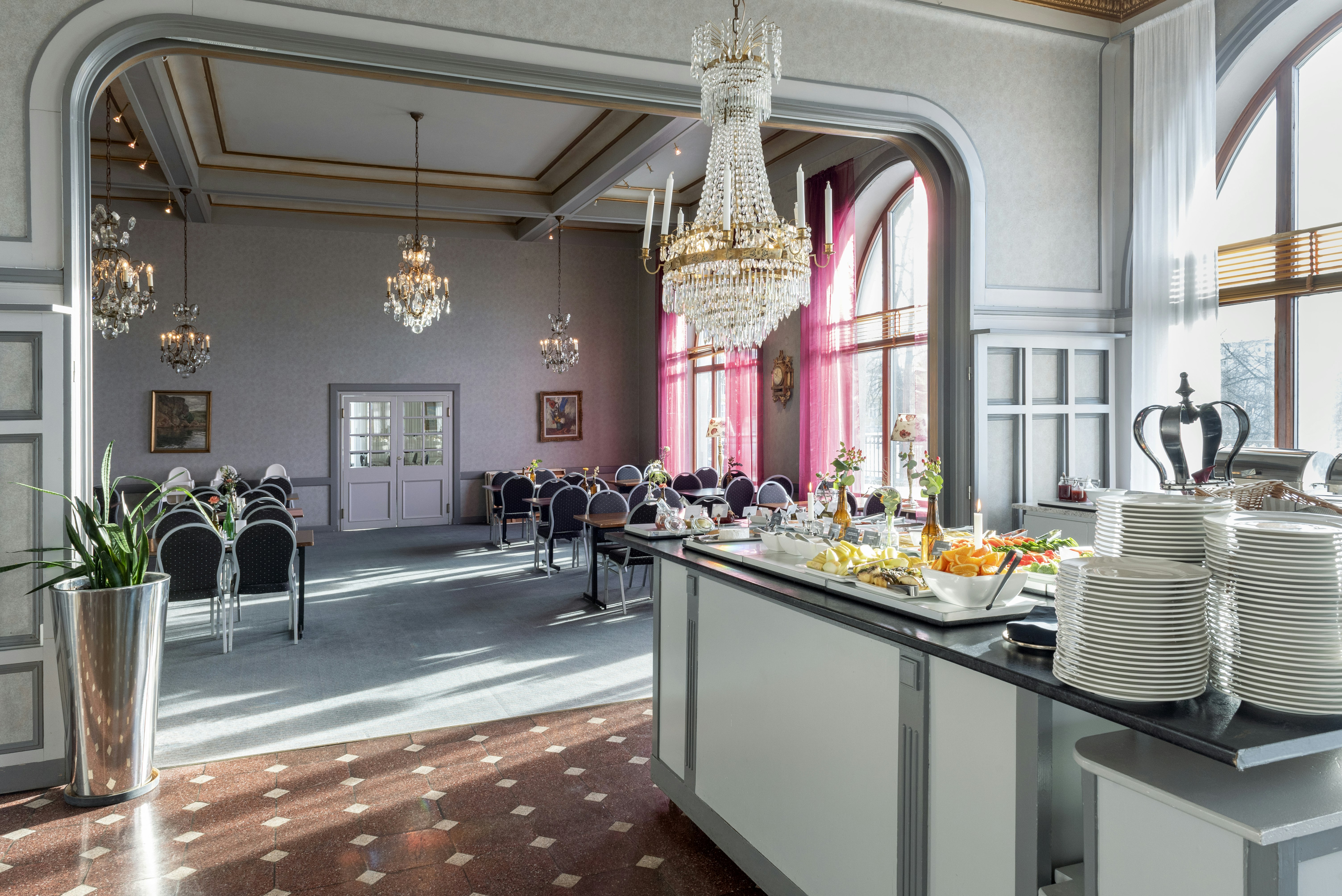 First Hotel Statt Ornskoldsvik 12/81
