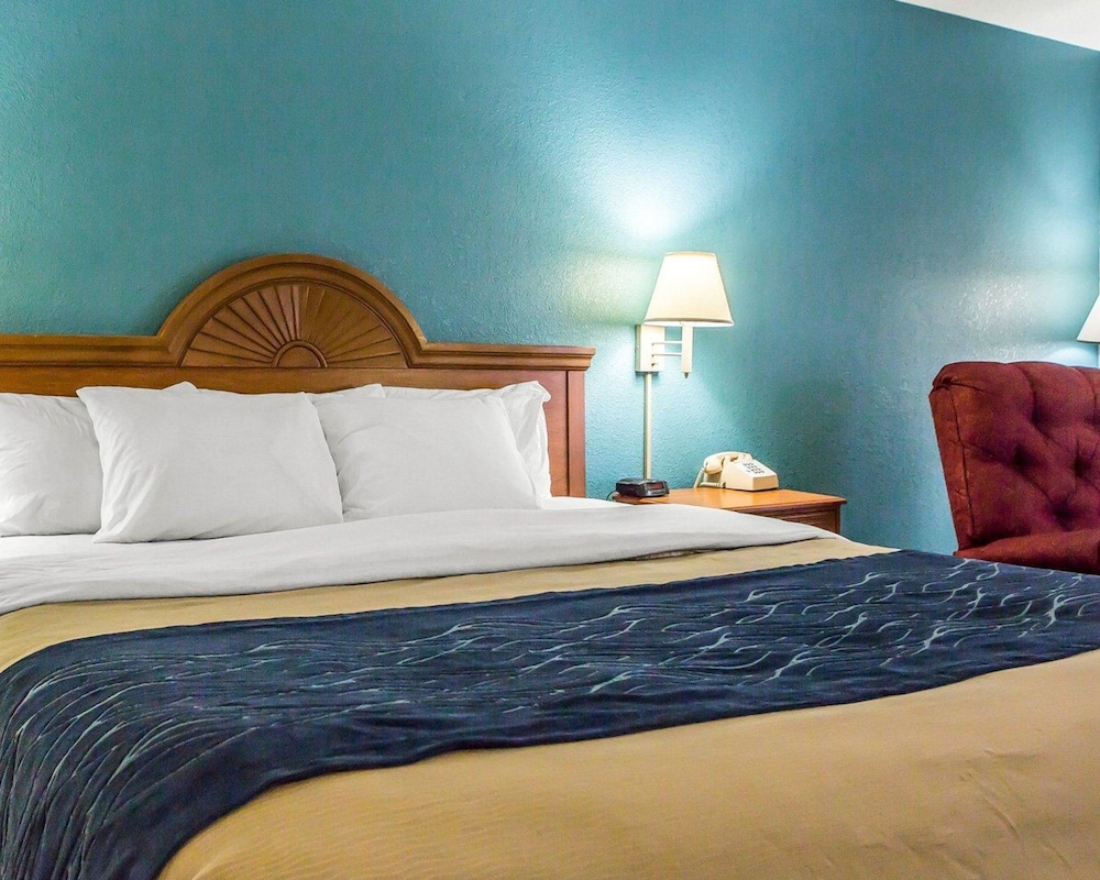 Quality Inn & Suites Circleville 20/53