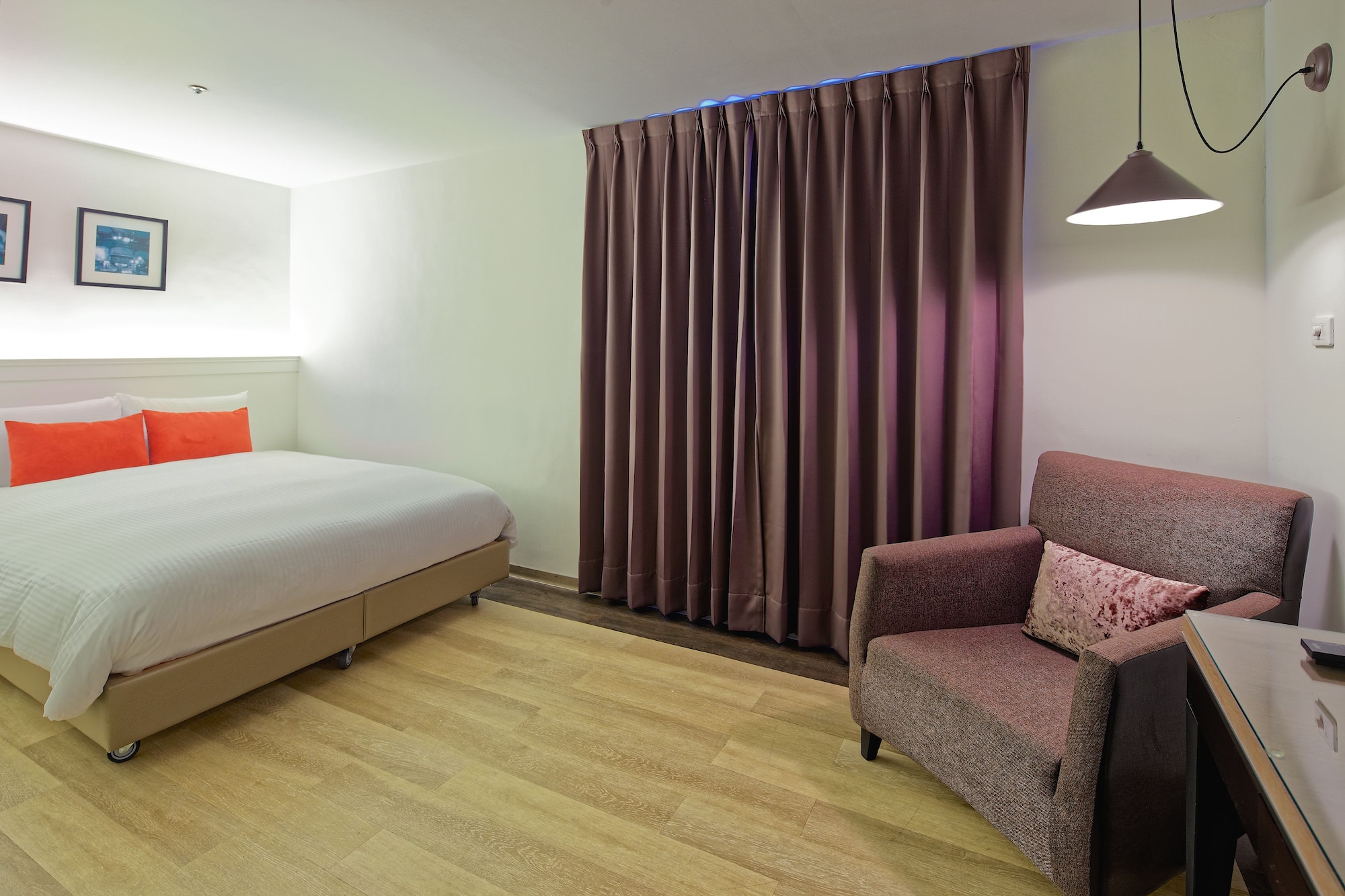 STANDARD, DOUBLE BED, NO PARKING