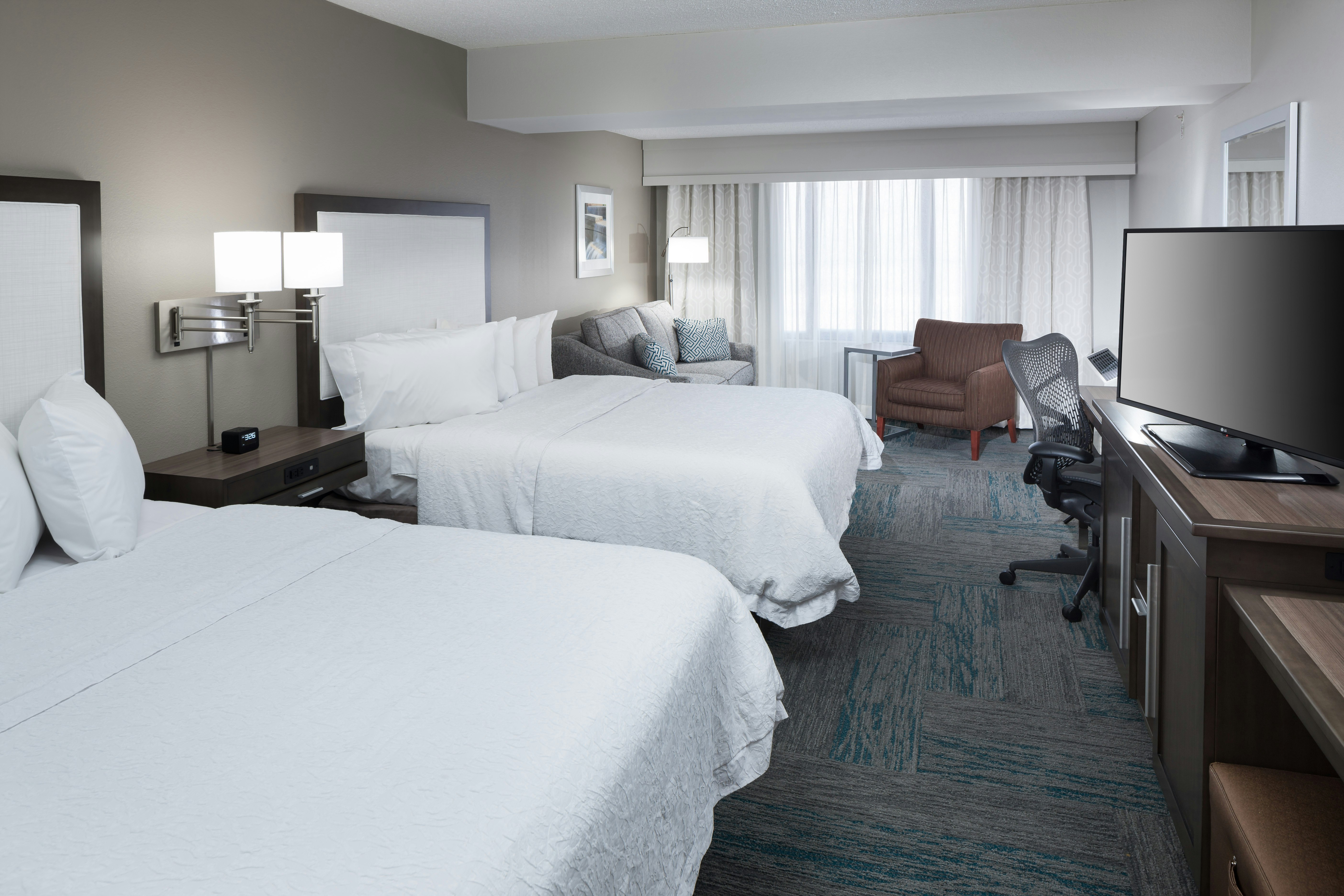 ROOM, 2 QUEEN BEDS, SOFA
