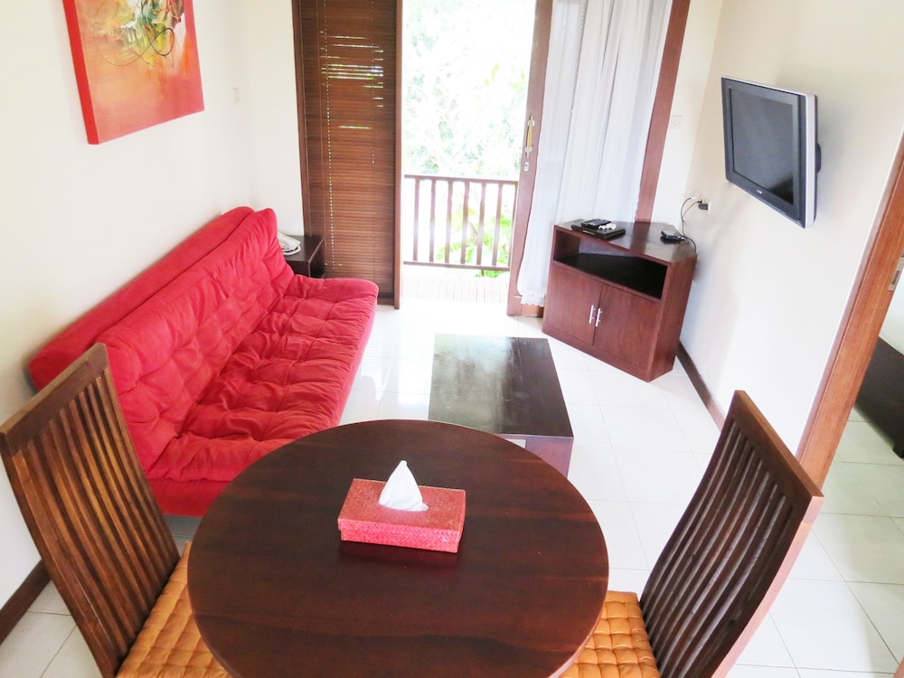 Sekuta Condo Suites 30/60
