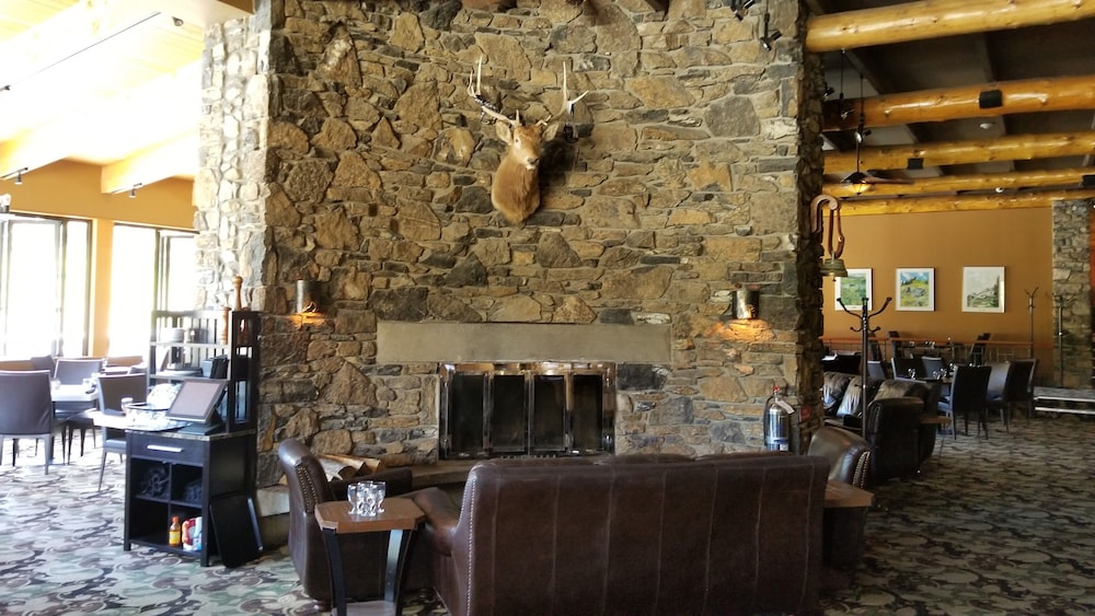 Sunshine Mountain Lodge - Superior Room 56/61