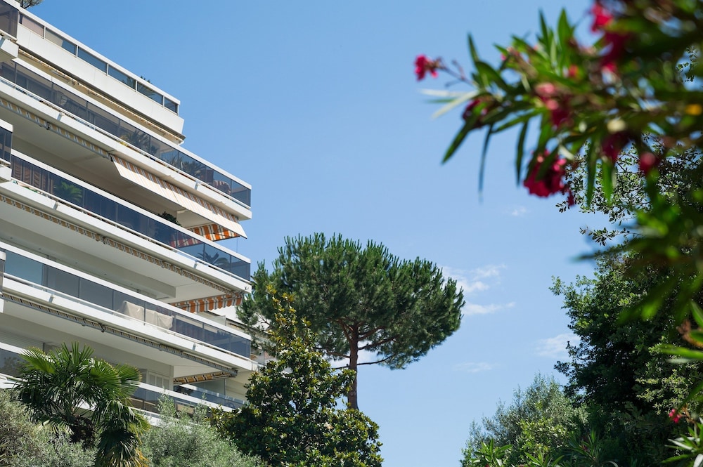 RESIDENCE LA ROSTAGNE 8/50