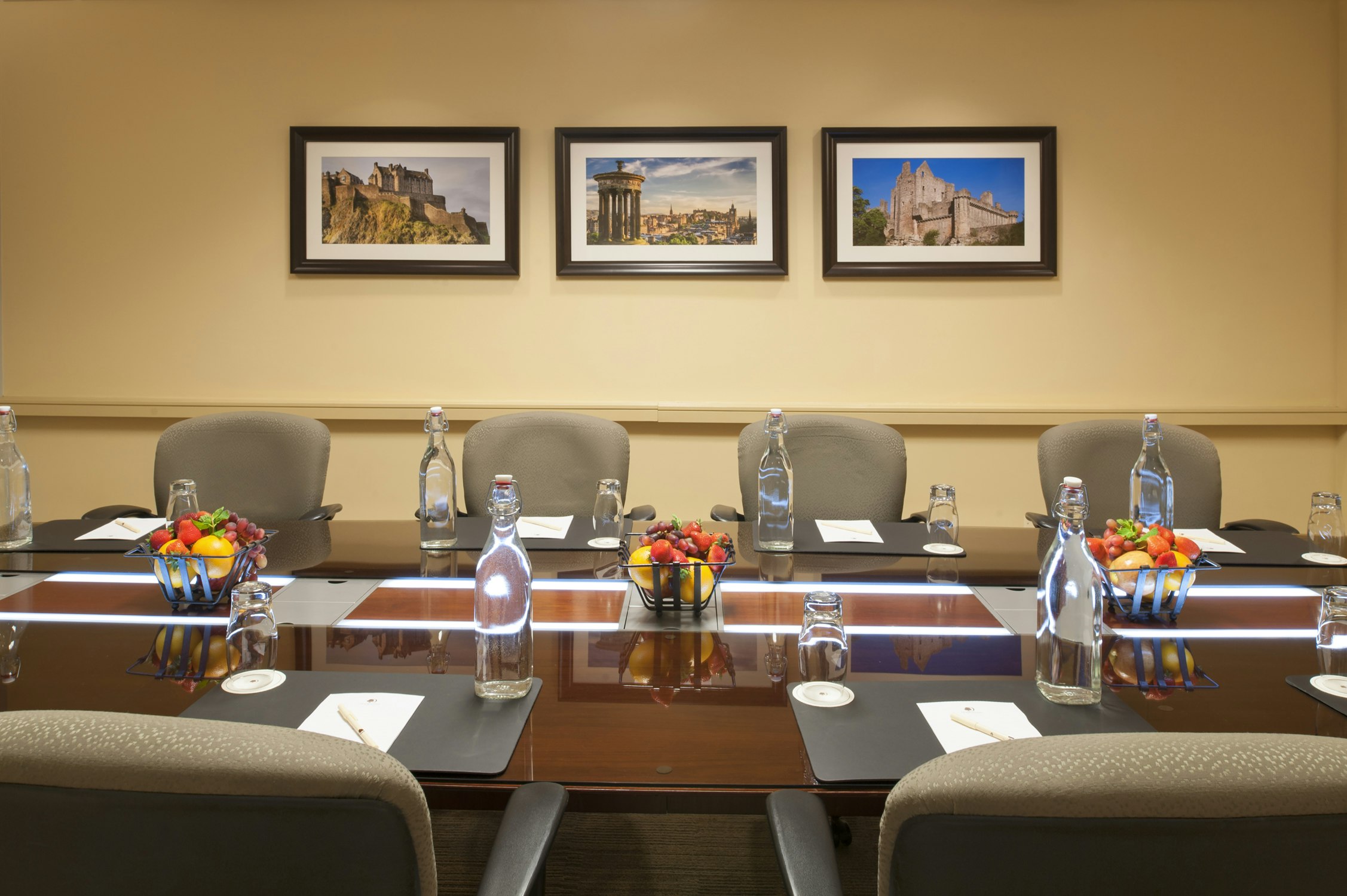 DoubleTree by Hilton Chicago - North Shore Conference Center 36/49