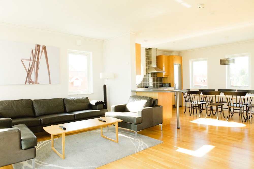 Vidbynäs Gård & Konferens 24/50
