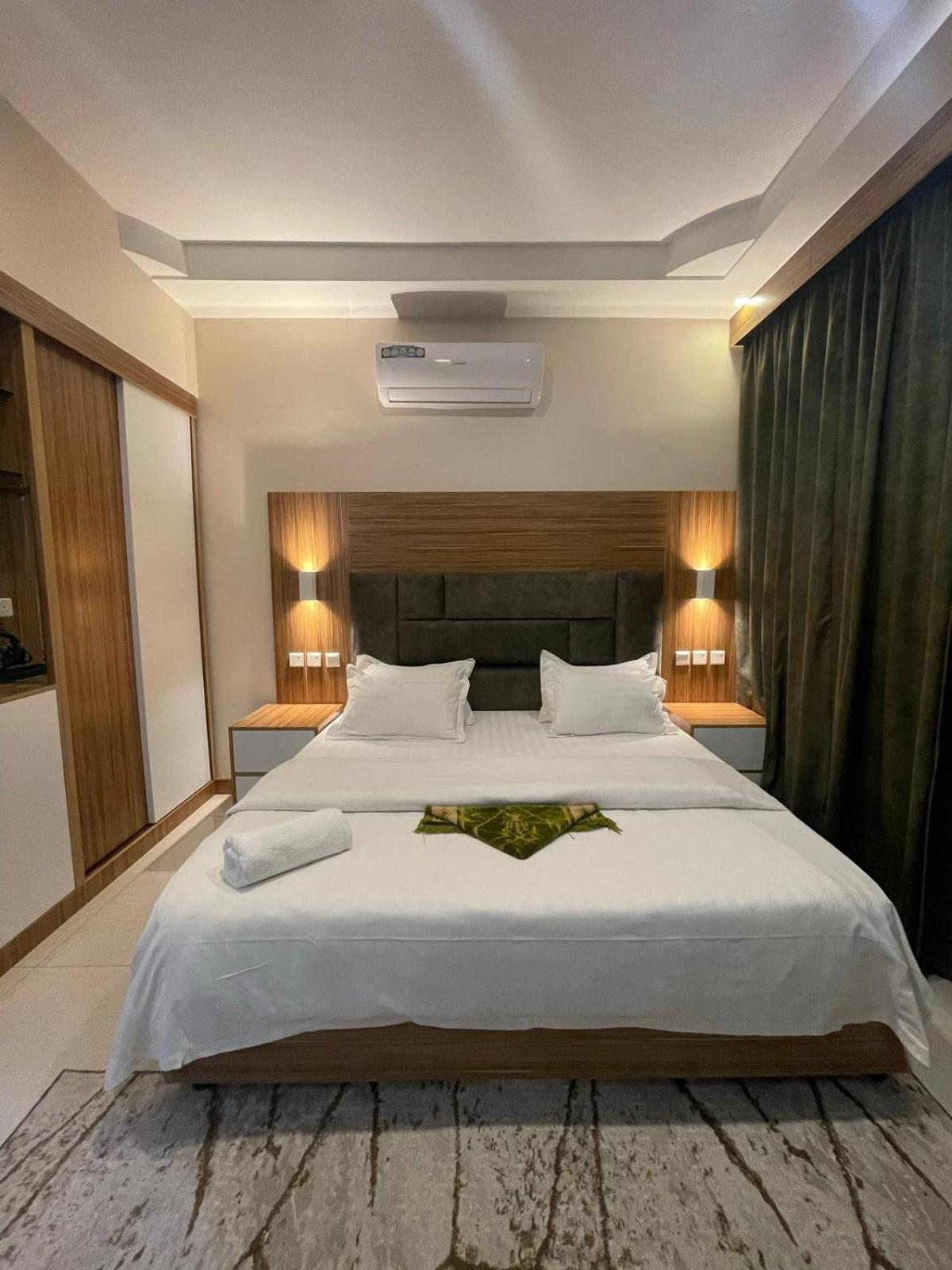 بيت الشرق للوحدات السكنية المفروشة(Orient House) 25/58
