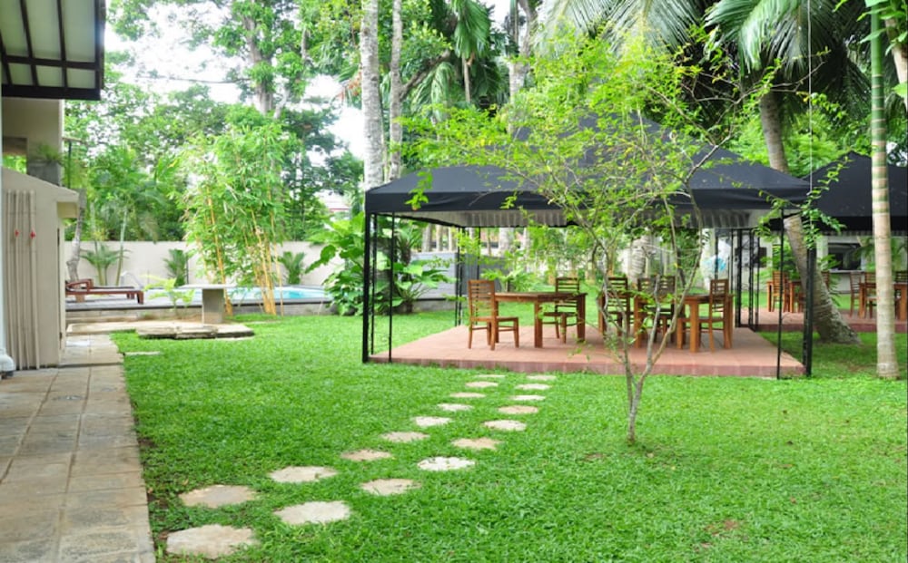 Gedara Resort 36/50