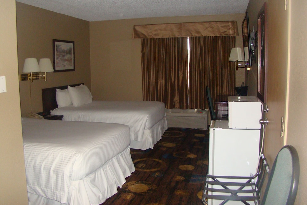 Stonebridge Hotel 24/75