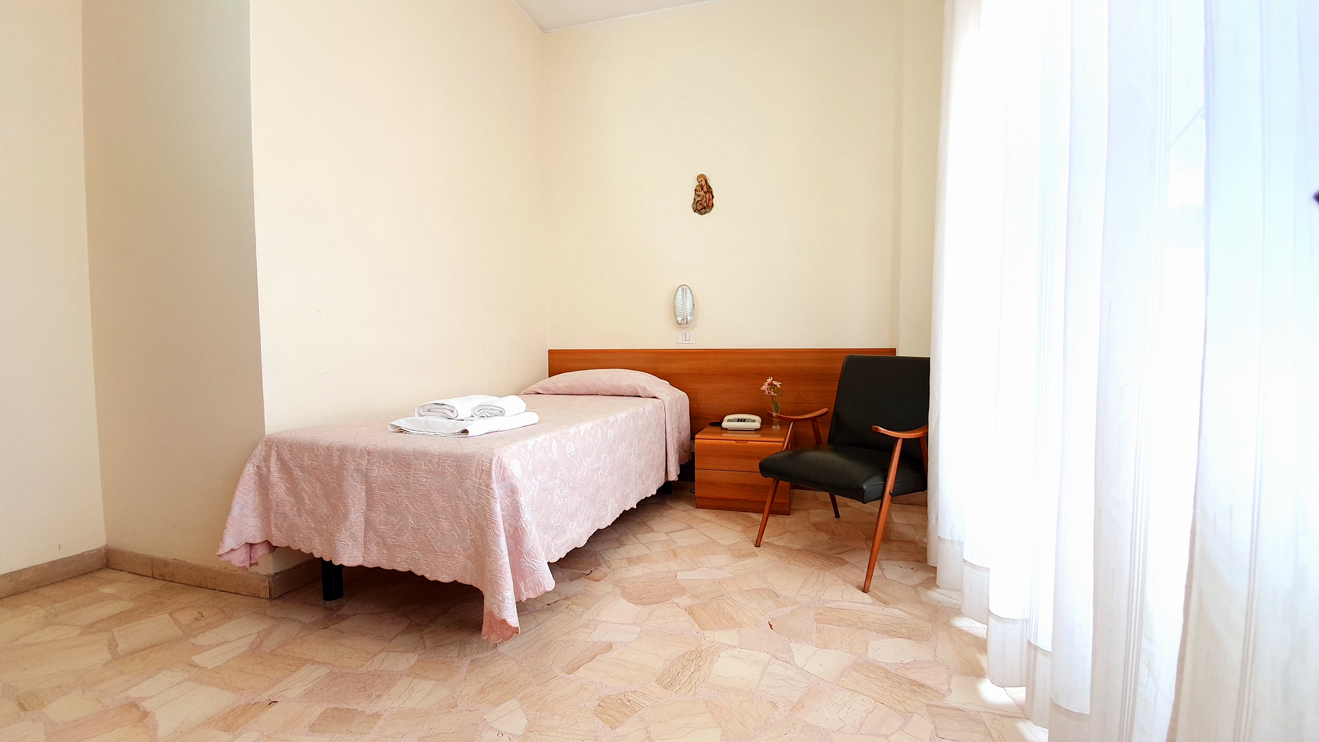 Villa Letizia - Casa Per Ferie 8/44