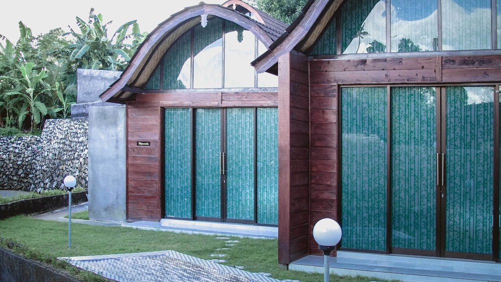 Sri Abi Ratu Villa 26/50