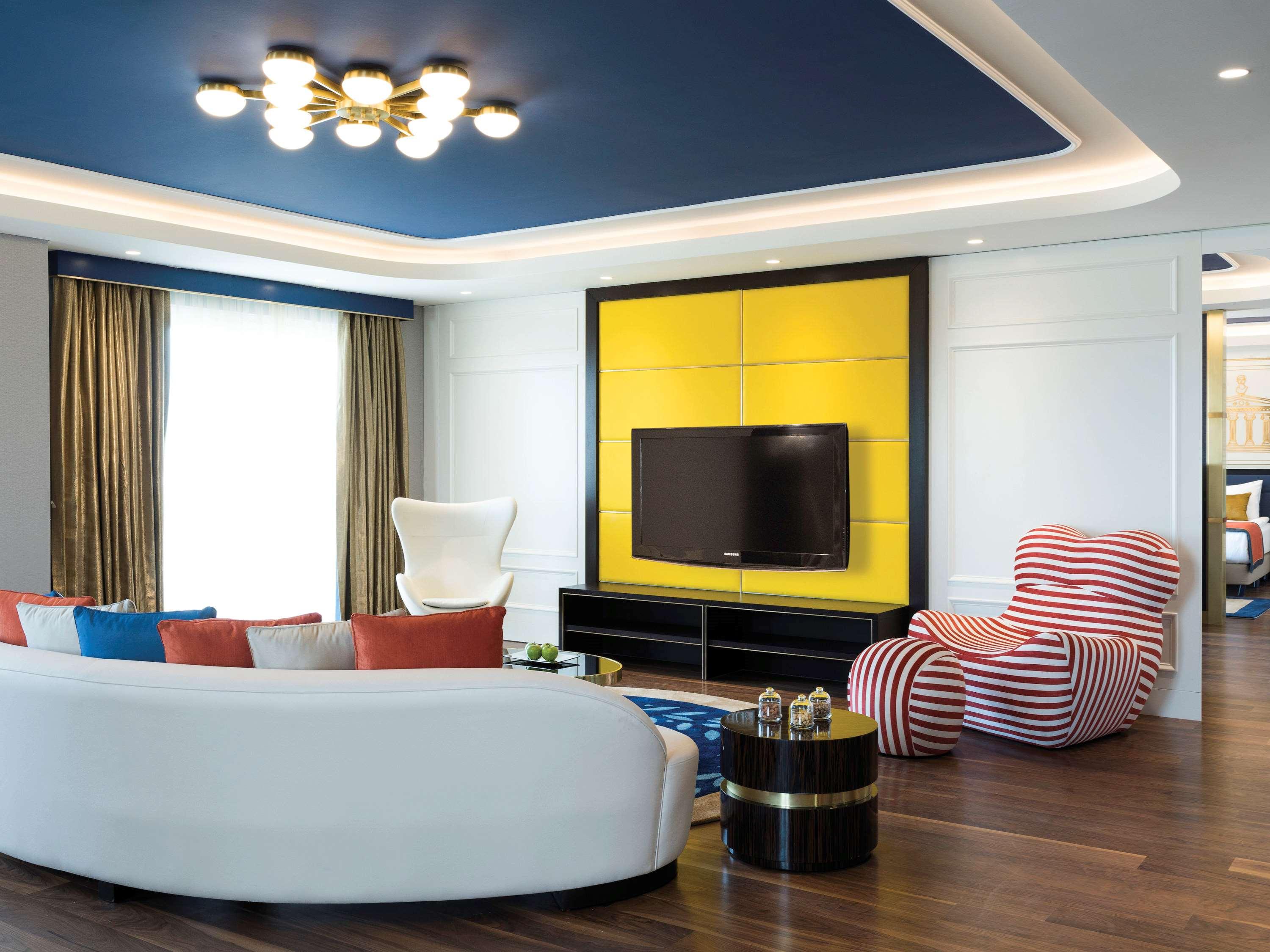 KINGDOM SUITE