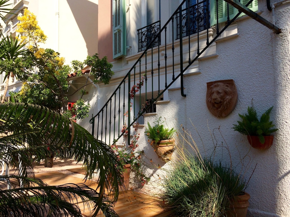 Hotel Villa Rose 38/49