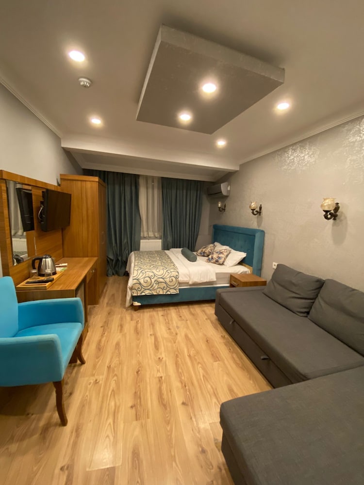 Riverland Suites & Apart Hotel 15/44