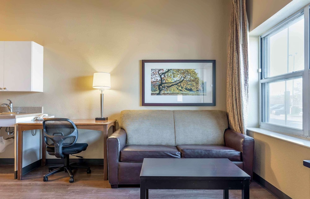 Extended Stay America - Chicago- O'hare - Allstate Arena 40/51