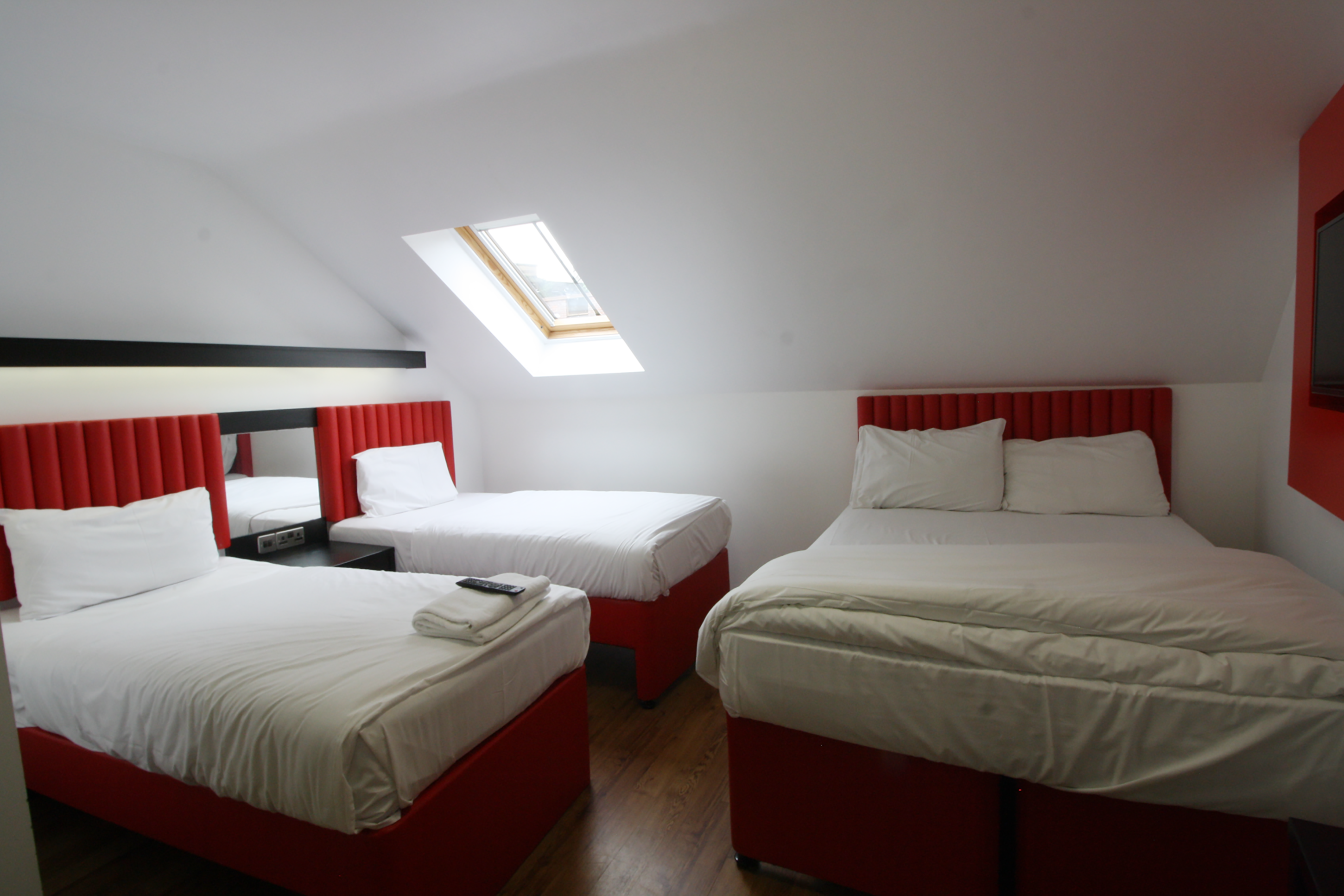 Family, Quadruple, easyHotel Newcastle City Centre 2/5