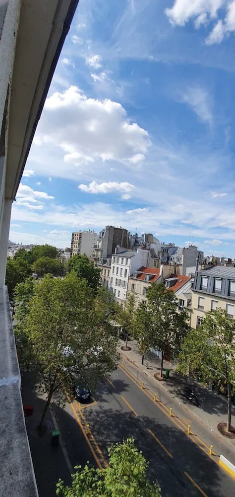 Hotel Des Pyrenees 19/24