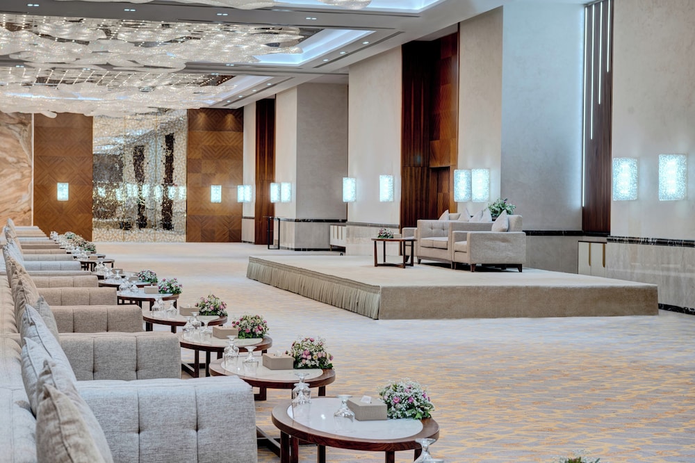 Movenpick Hotel Centaurus 35/62