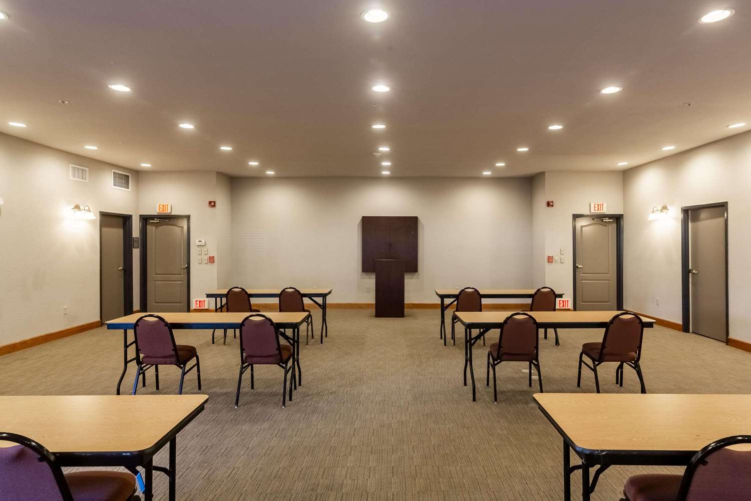 Country Inn & Suites By Radisson, El Dorado, AR 12/16
