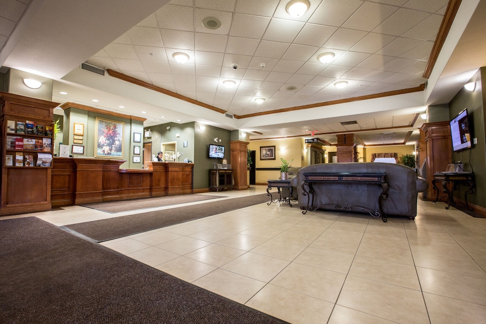 Merit Hotel And Suites 3/66