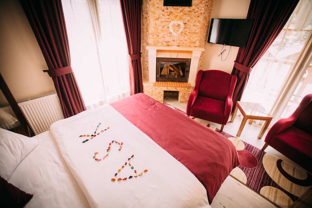 Elif Inan Motel photo4