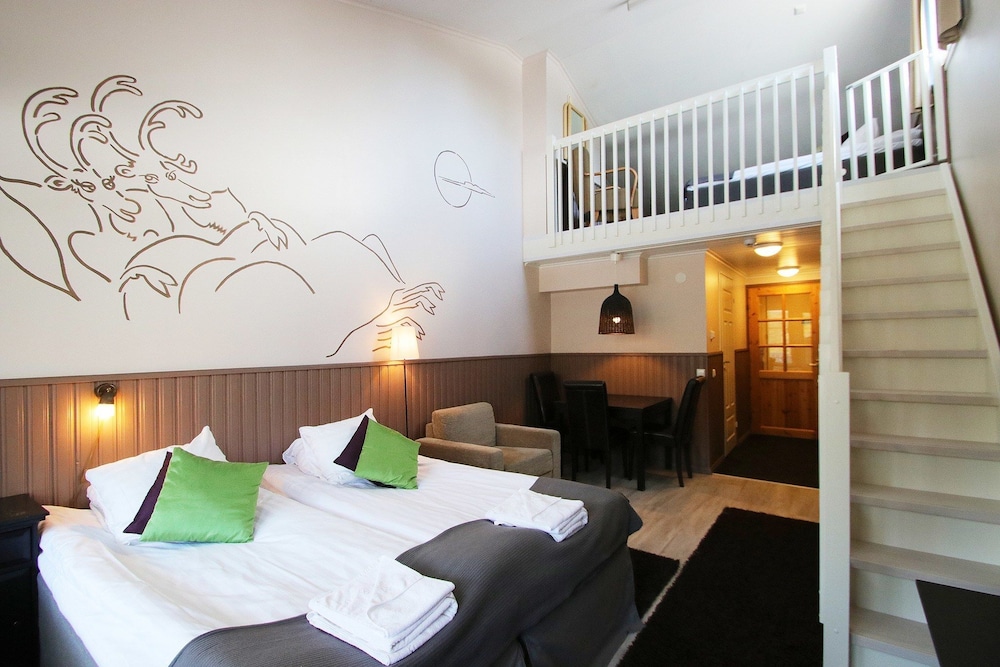 Hullu Poro Hotel 43/79