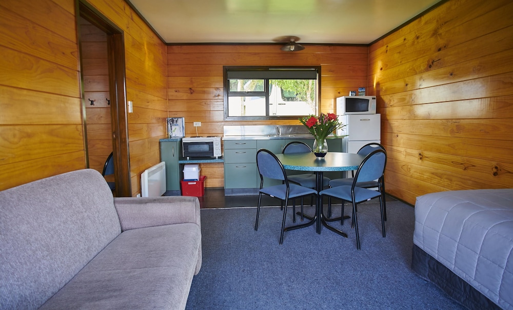 Greymouth Seaside Top 10 Holiday Park 48/71