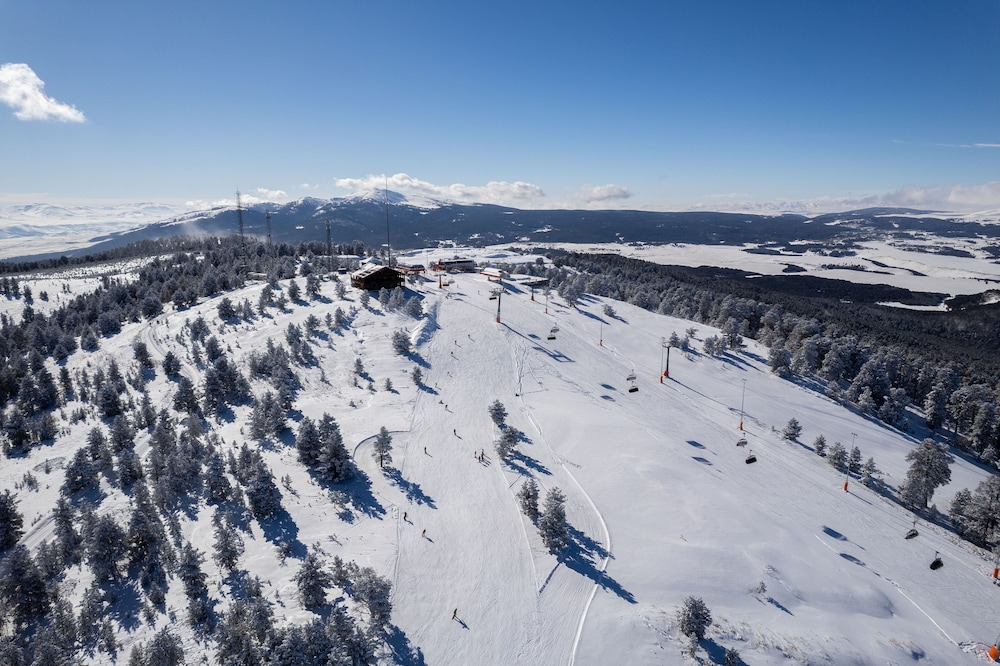 Duja Chalet Ski Center 39/43