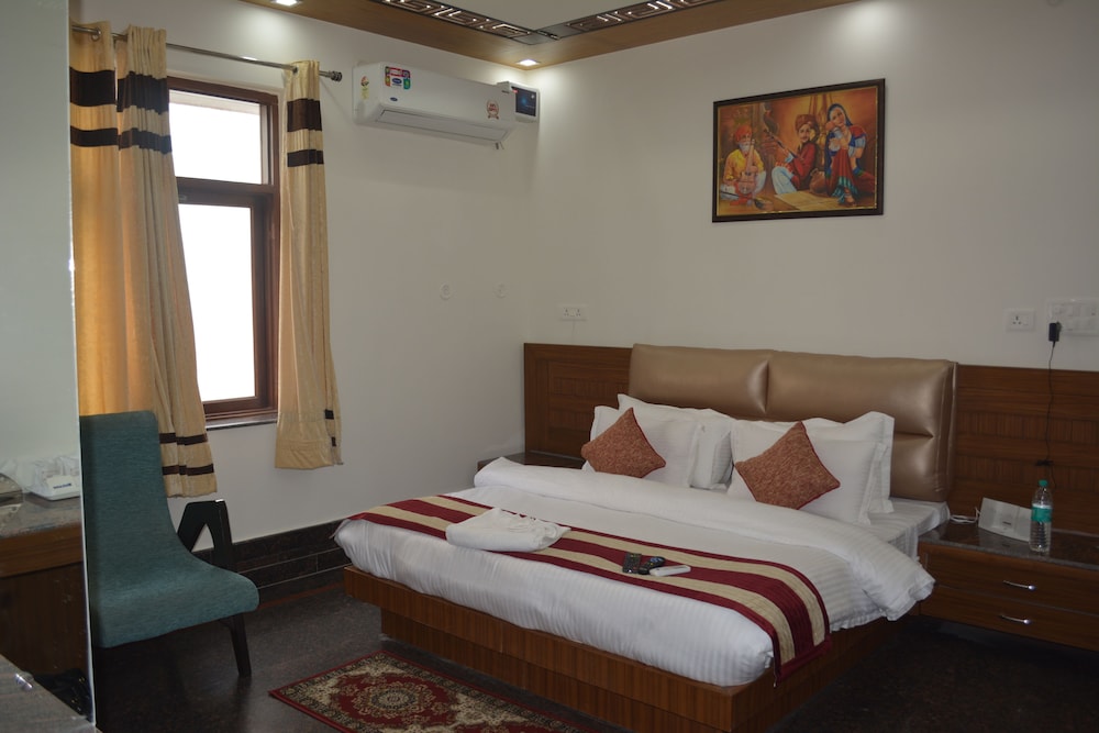 Hotel Stay At Green View 9/47
