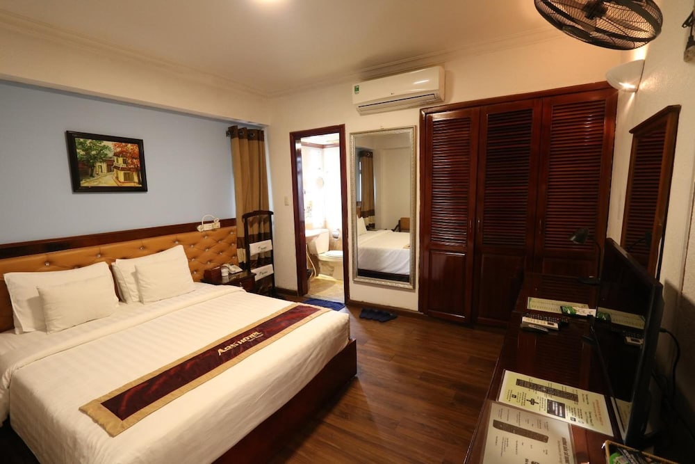 A25 Hotel Hang Bun 12/57