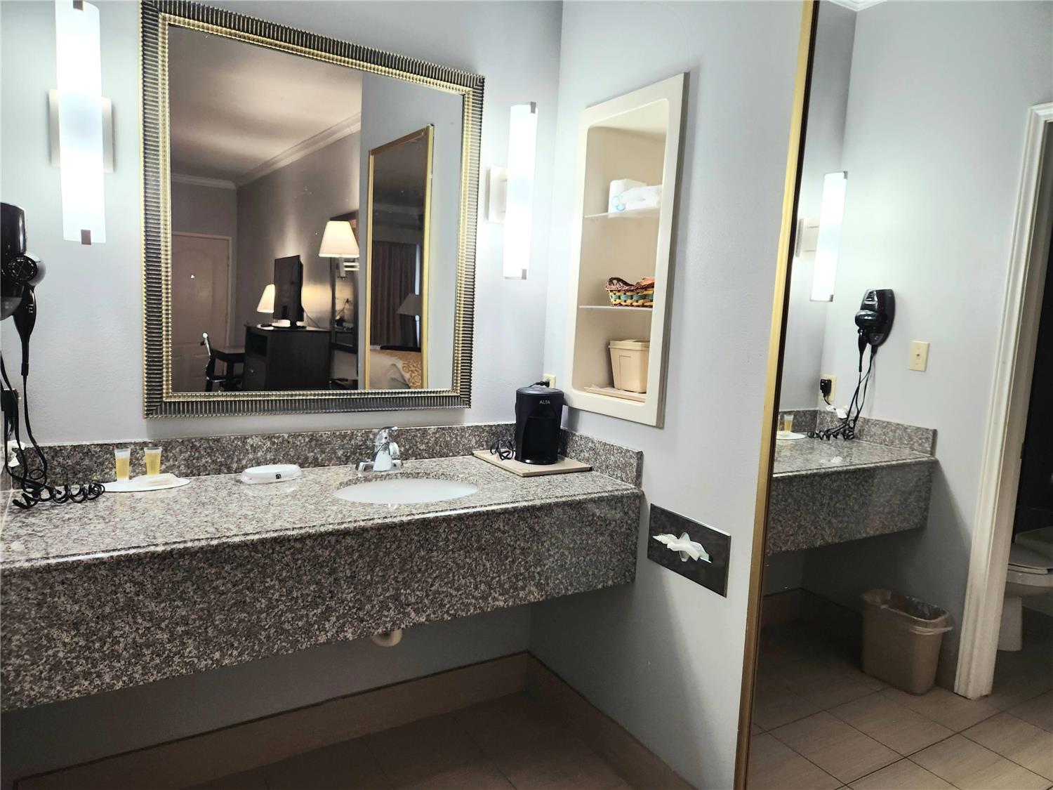 Days Inn By Wyndham Robstown 38/39