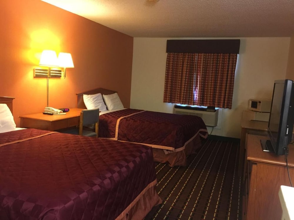 Texas Inn & Suites 14/28