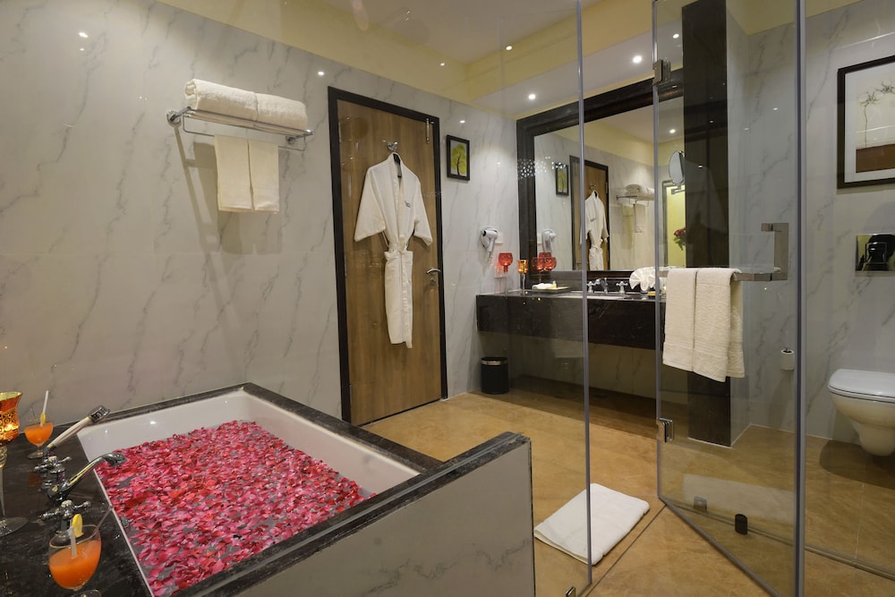 The Tigress Spa and Resort 50/50